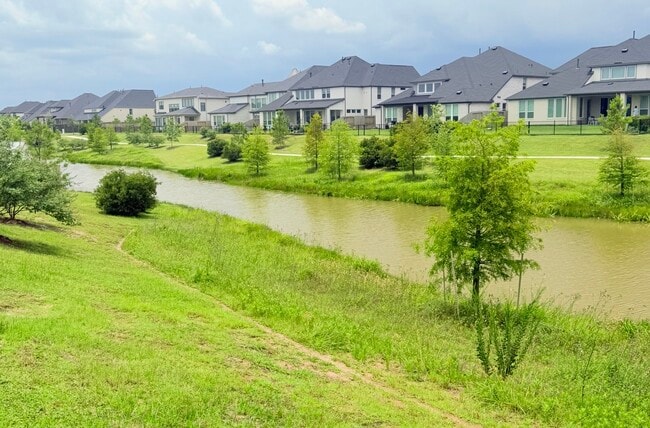 Photo - 5518 Amber Brook Ln