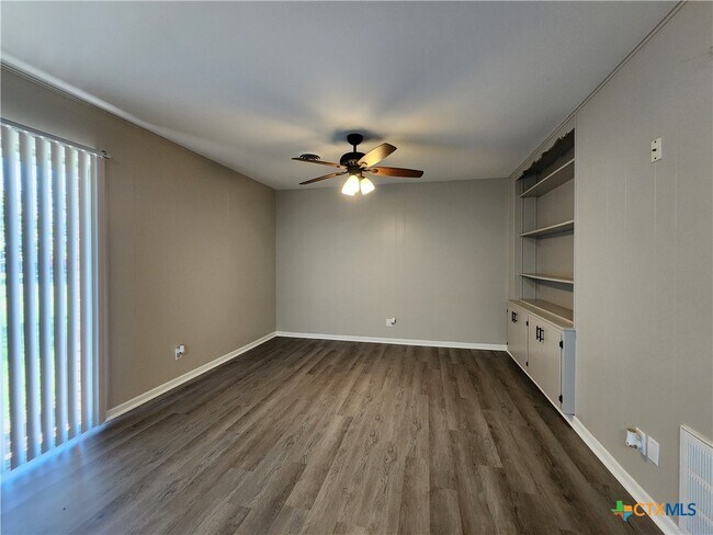 Photo - 273 Meadow Ave