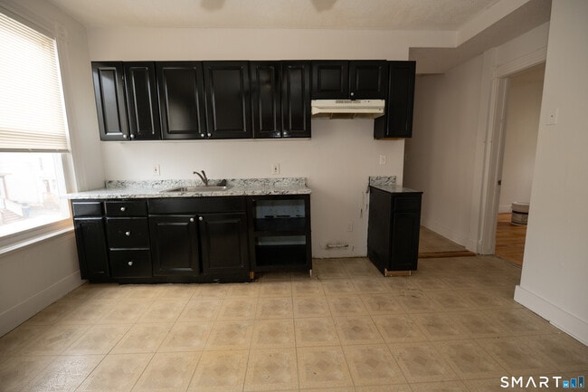 Photo - 473 Howard Ave Unit 2