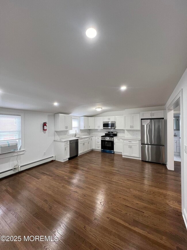 Photo - 52 Dunbar Ave