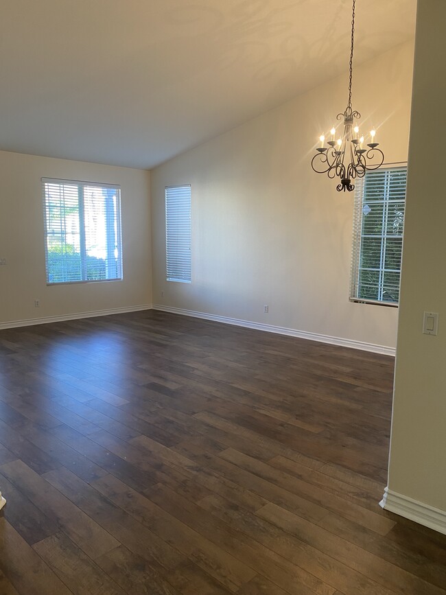 Building Photo - 1898 El Nido Ave