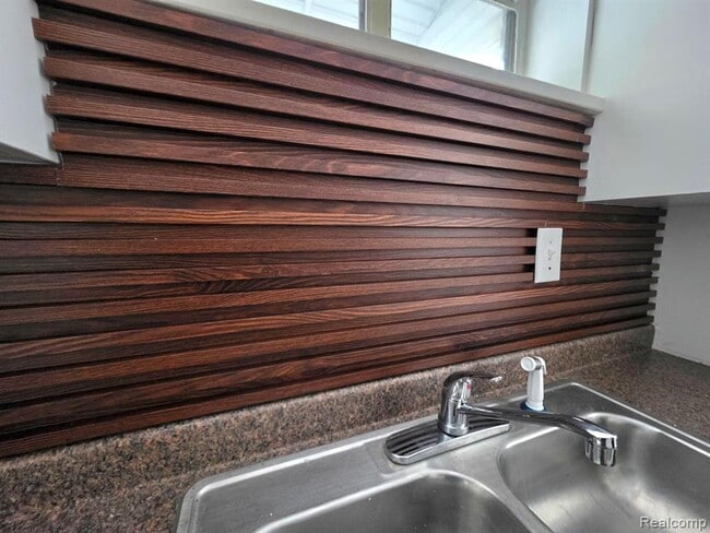 Photo - 18244 Lenore Ave