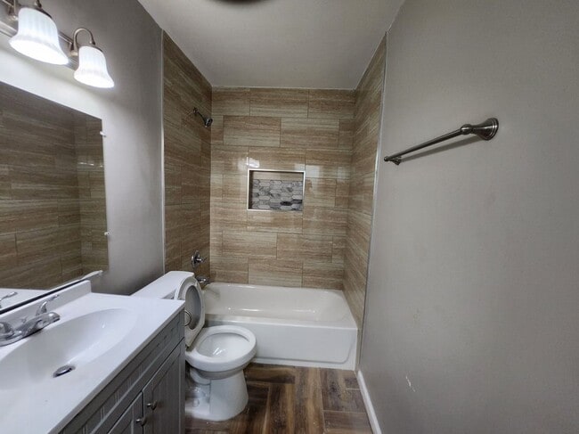 Photo - 3510 Avenue C