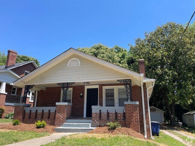 Building Photo - 2327 Greenway Ave NW Rental
