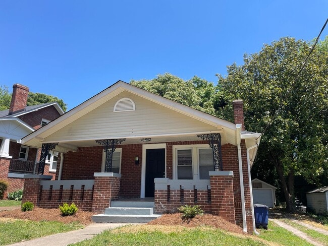 Photo - 2327 Greenway Ave NW Casa