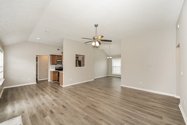Photo - 416 Lake Forest Dr