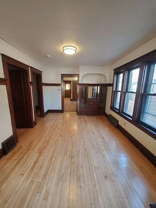 Photo - 1025 E Land Pl