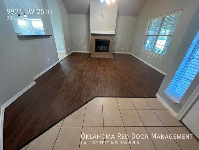 Photo - 9921 SW 25th St