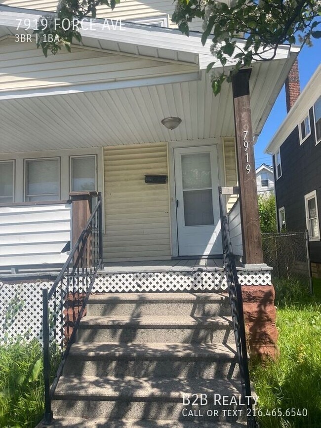 Photo - 7919 Force Ave
