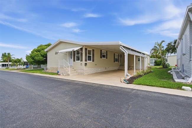Building Photo - 7 Frangipani Cir