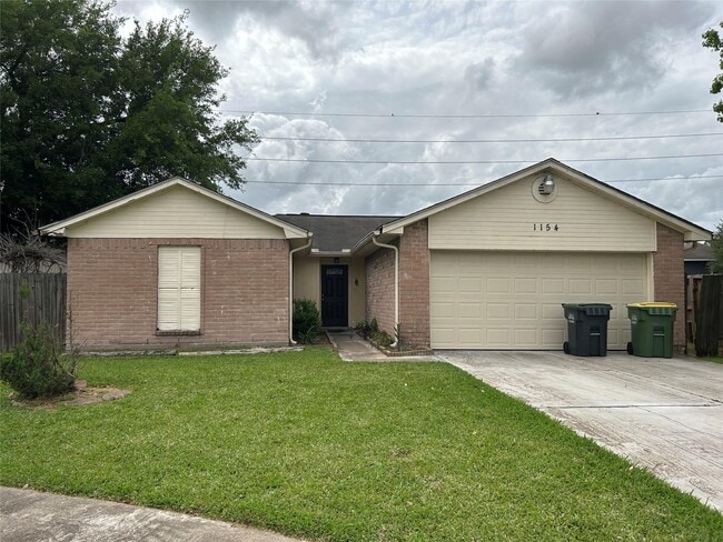 1154 W Brompton Dr