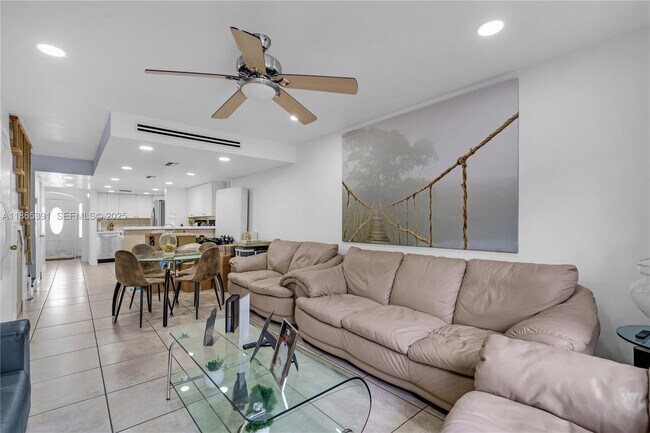 Photo - 4428 W 10th Ct