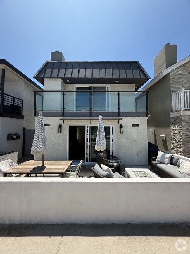 Building Photo - TNT Unit 120 1/2 Rental