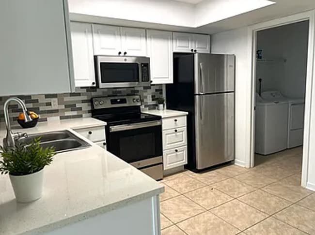 Photo - Spacious 2/1 duplex home in the Imperial Shores neighborhood