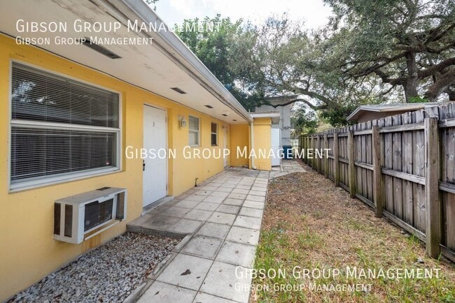 Photo - 1808 SW 11th Ct Unit 4