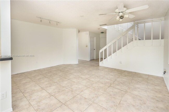Photo - 17165 NW 13th St