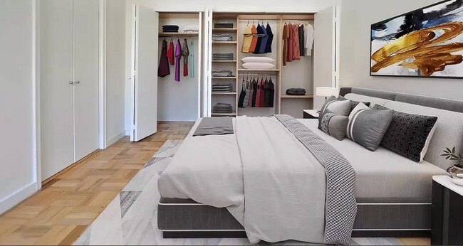 Photo - 117 W 87th St