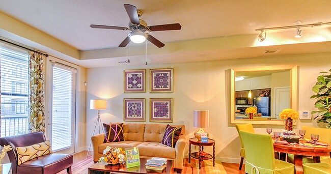 Connection at Buffalo Pointe Apartments