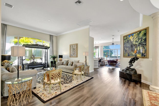 Photo - 128 Esperanza Way