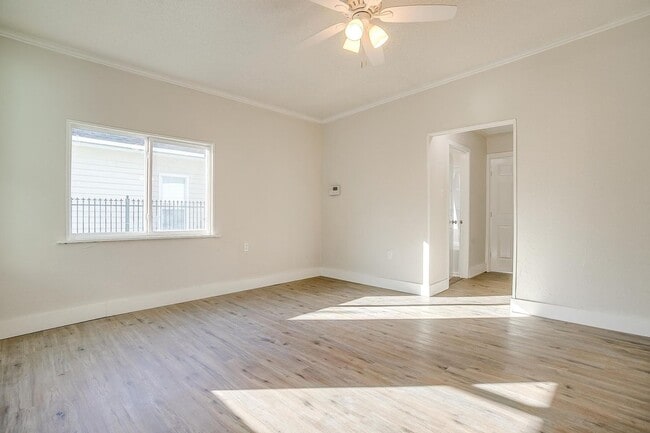 Photo - Newly Remodeled 2 Bed, 1 Bath Home near Hi...