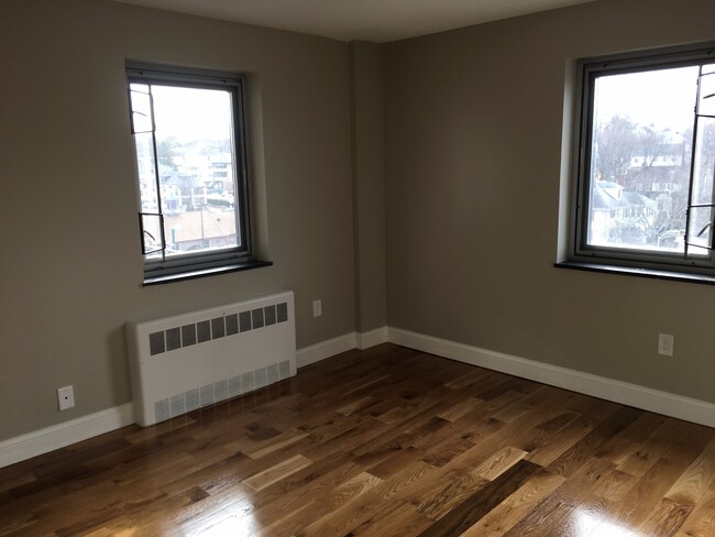 Photo - 135 Trapelo Rd Unit 33