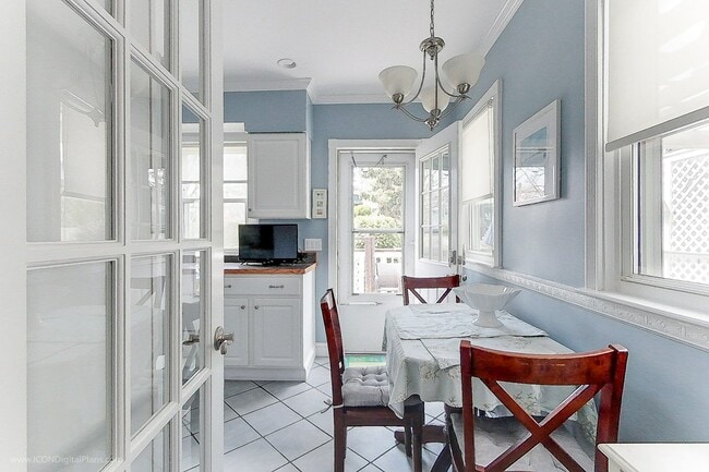 51 Powel Ave