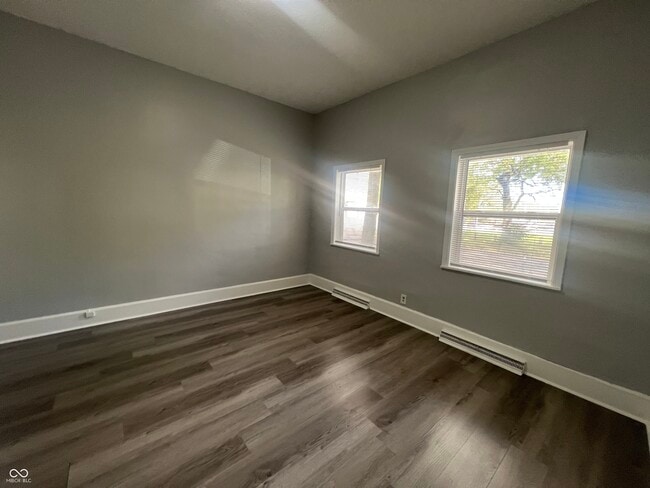 Photo - 972 N Belleview Pl