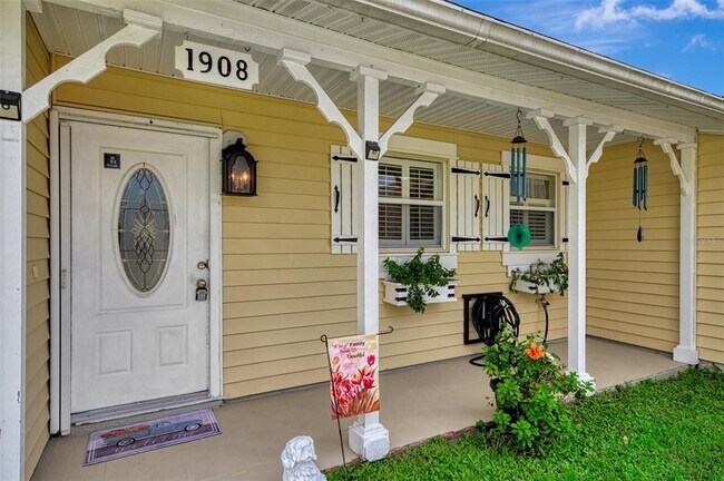 Photo - 1908 N Brink Ave