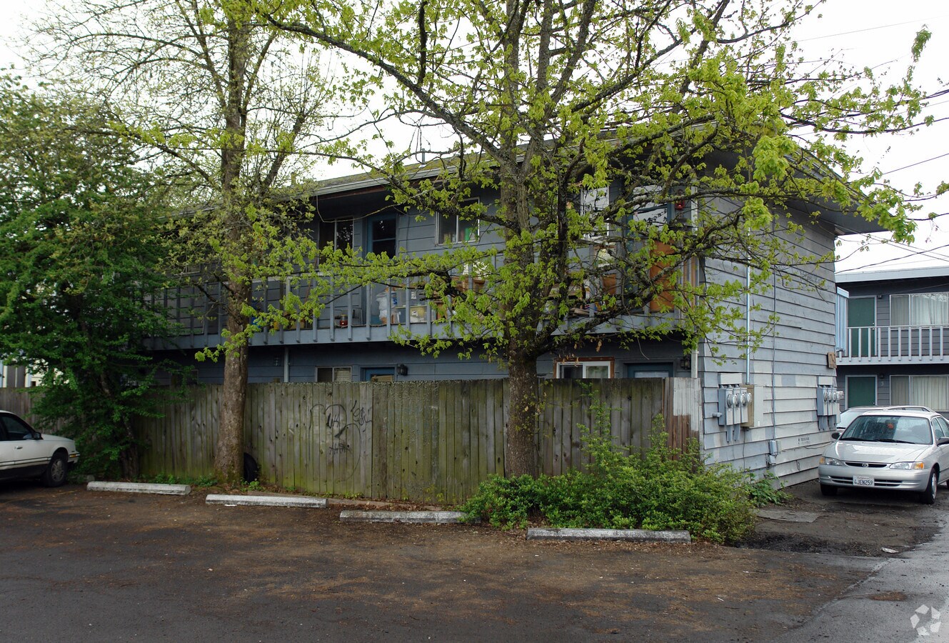 Photo - 1743 Ferry Aly