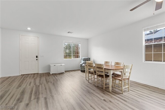 Photo - 1144 Highbury Grove St
