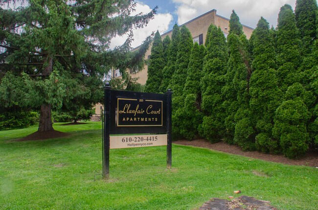 Llanfair Apartments