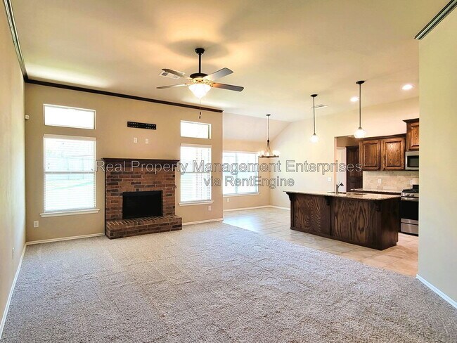 Photo - 4500 Oasis Ct