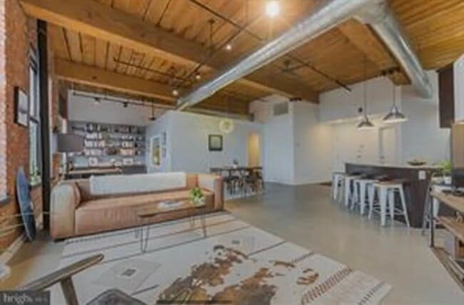 Photo - 1147 N 4th St