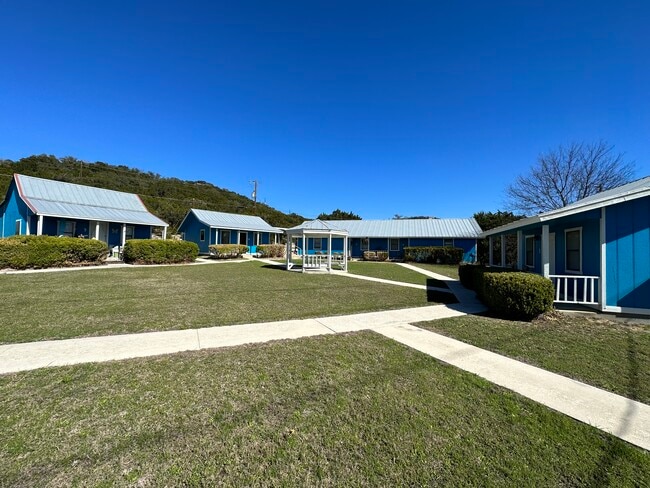 Building Photo - 1010 Rockmoor Rental