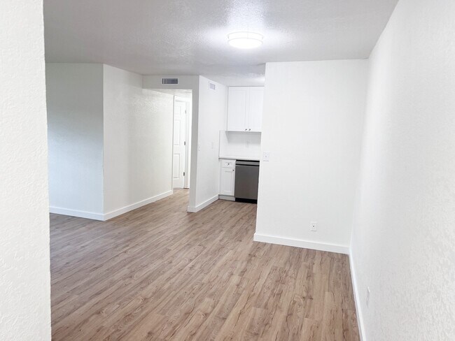 Photo - The Boulevard at West Shore