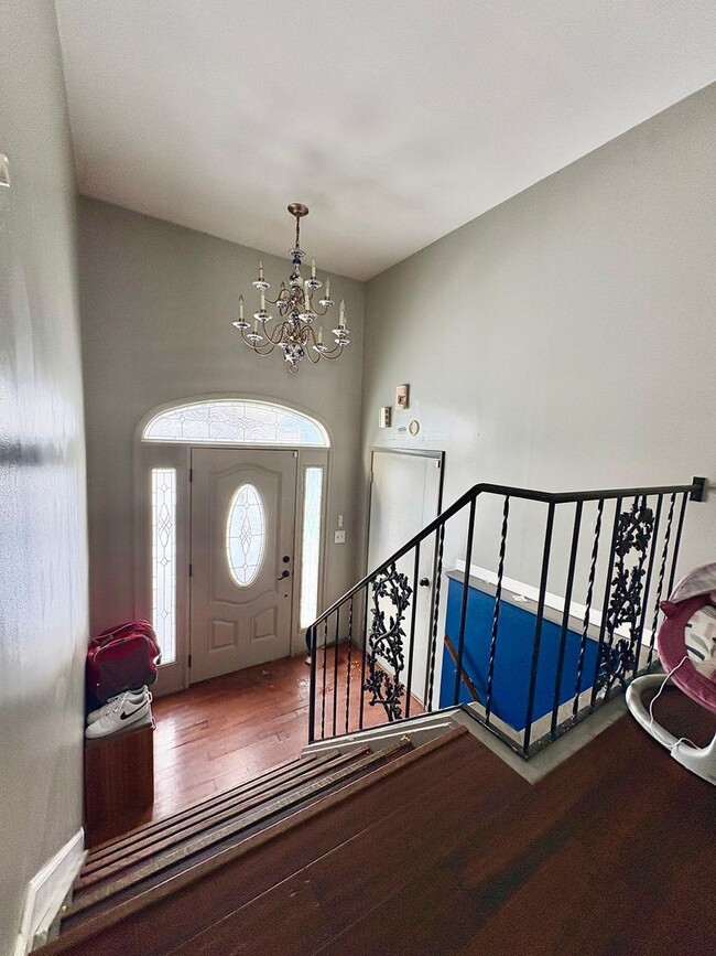 Photo - Twyckenham Hills Gem – 4BR with Lower Level Family Suite