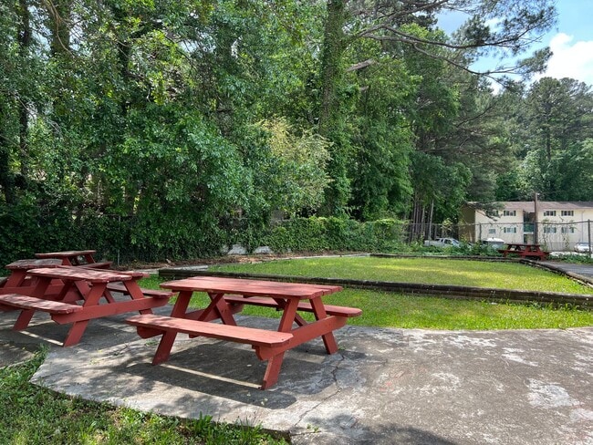 Waters Edge Apartments