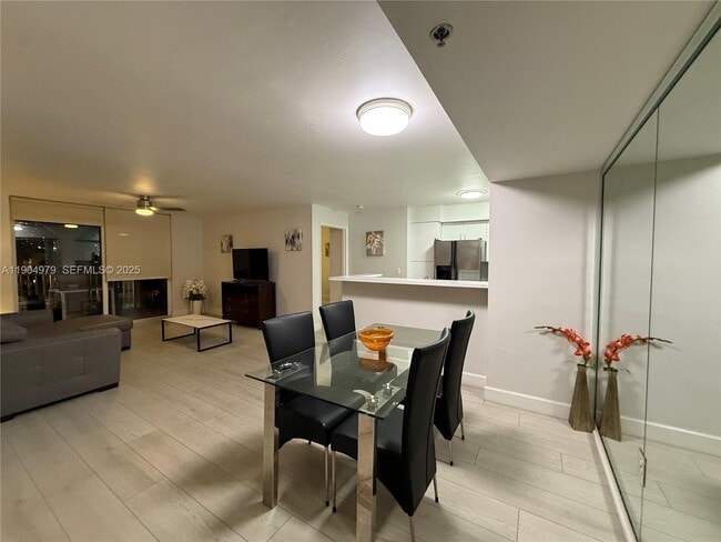 Photo - 19701 E Country Club Dr Unit 5601