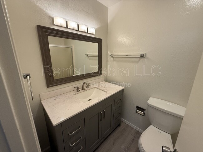 Photo - 2355 Heidi Pl Unidad 4