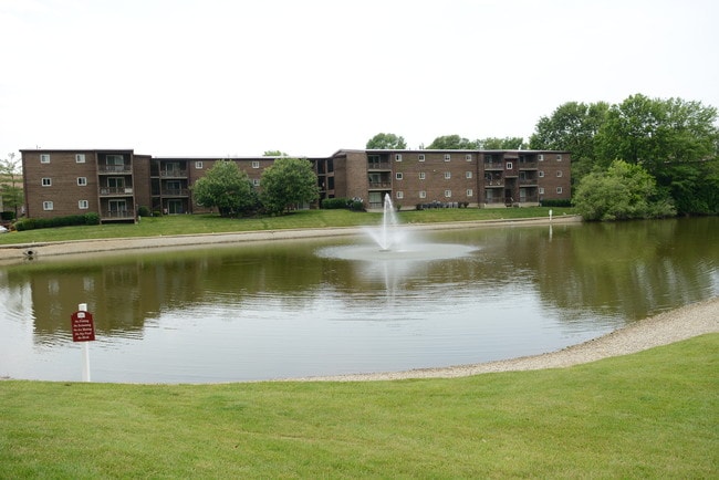 Crescent Ridge Apartments