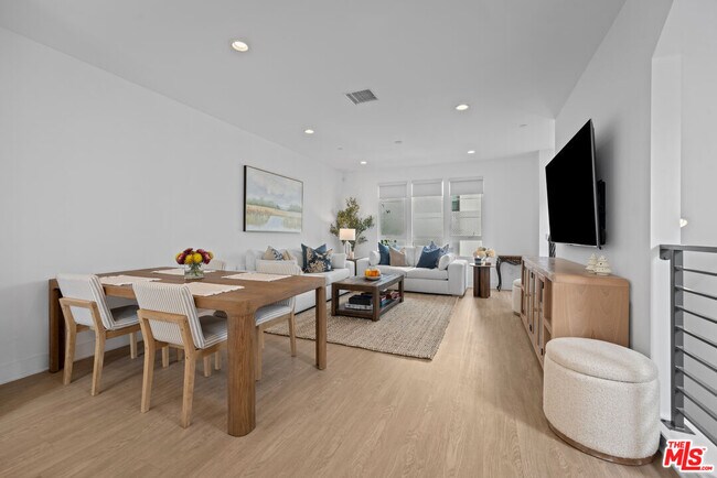 Photo - 10827 W Riverton Ct