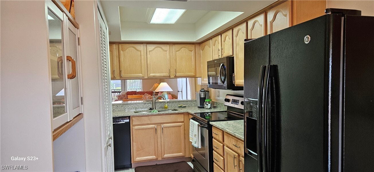 Photo - 15140 Riverbend Blvd Unidad 510