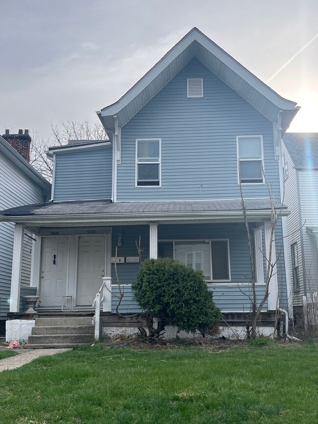 Photo - 968-970 Wilson Avenue Unidad 970