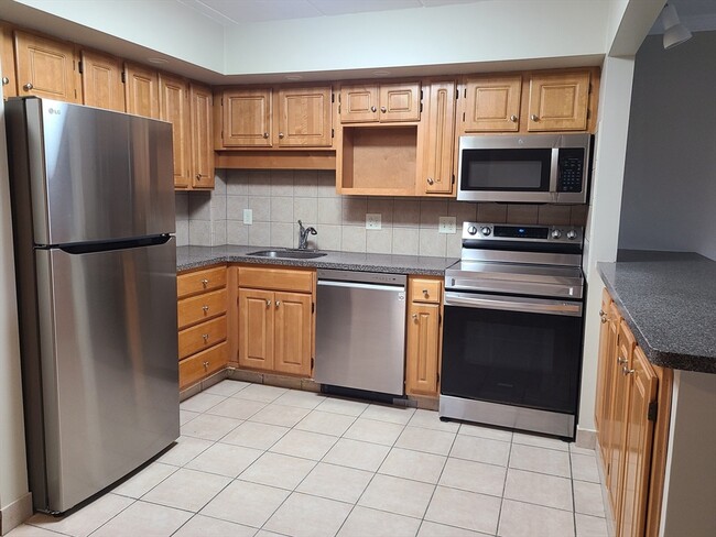 Photo - 566 Washington St Unit 42