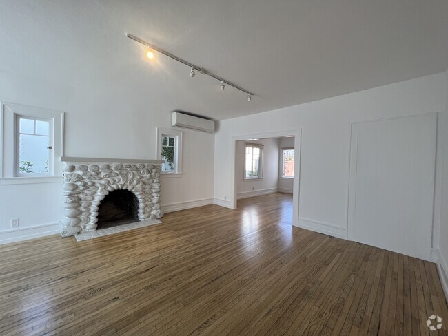 Building Photo - 1413 Abbot Kinney Blvd Rental