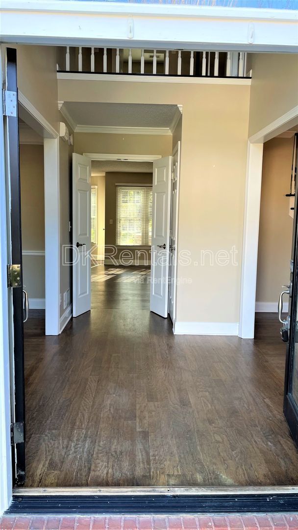 Photo - 416 Carmain Ln
