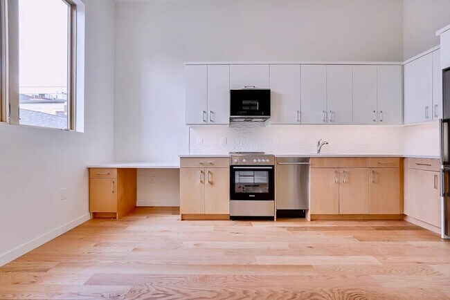 Photo - 333 Newark Ave Apartment Unit 301