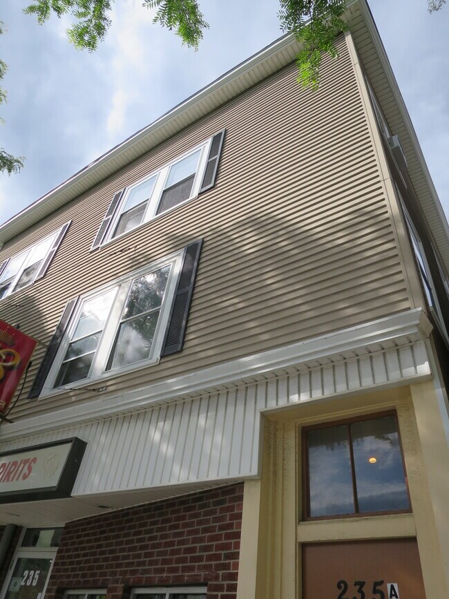 Photo - 235A Highland Ave Unidad 2