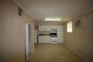 Photo - Winkle Court Apartments