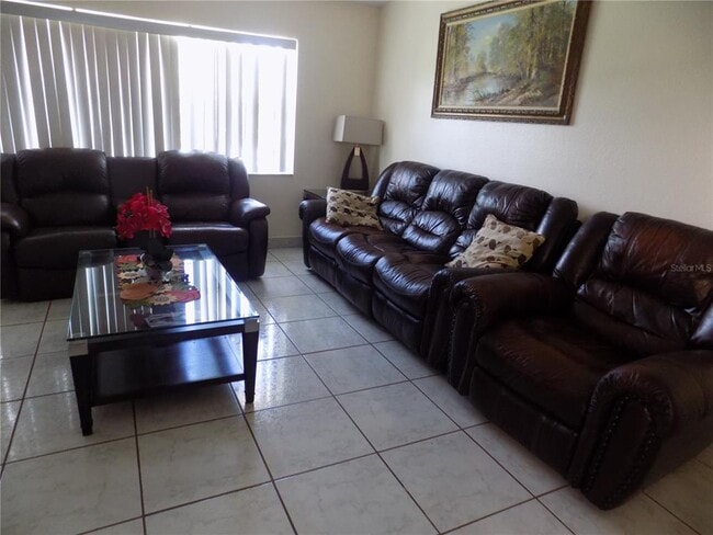 Photo - 342 Millport St NW